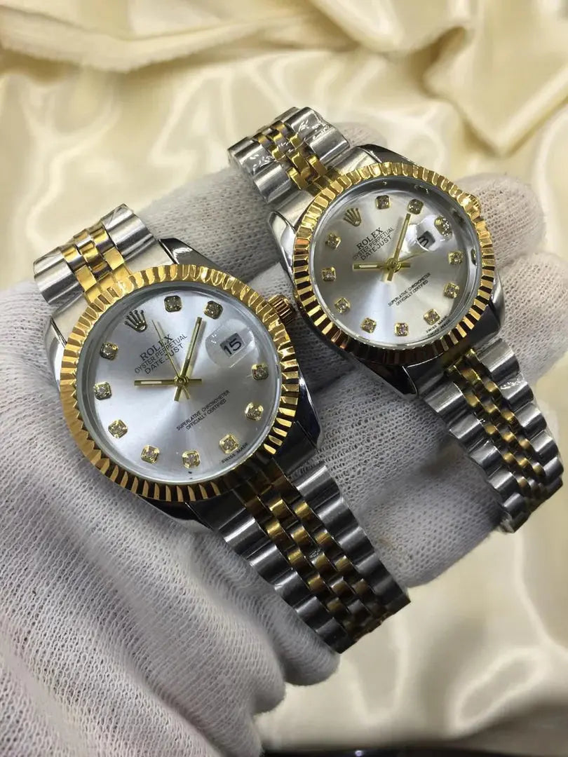Couple watches Pakistan gift guide