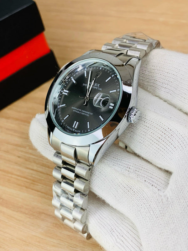 Rolex Oyster Perpetual – Silver Black Dial | Date Edition image 2
