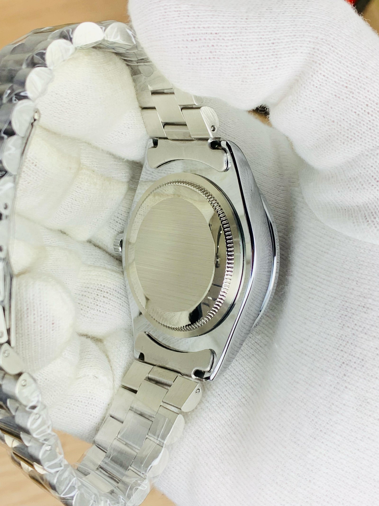 Rolex Oyster Perpetual – Blue Sunray Dial | Date Edition Auretimes